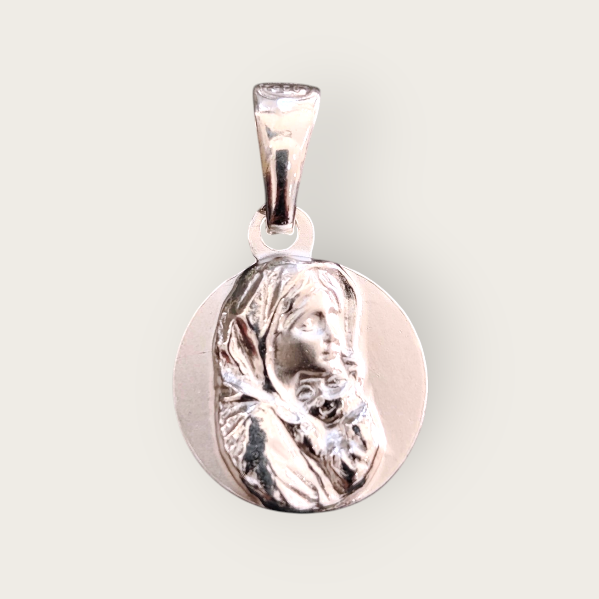 Medalla Virgen niña